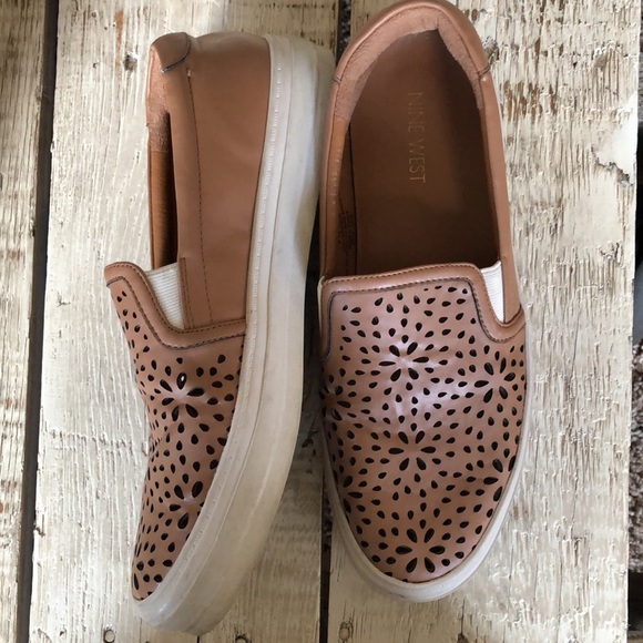 Nine West cut out slip on brown loafers - Picture 6 of 8